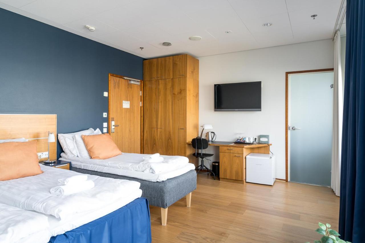 Hiisi Hotel Helsinki Jaetkaesaari Luaran gambar