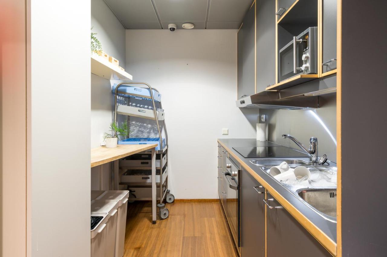 Hiisi Hotel Helsinki Jaetkaesaari Luaran gambar