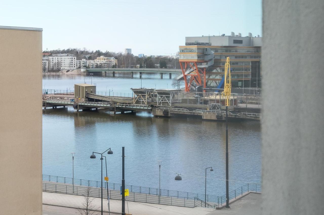 Hiisi Hotel Helsinki Jaetkaesaari Luaran gambar