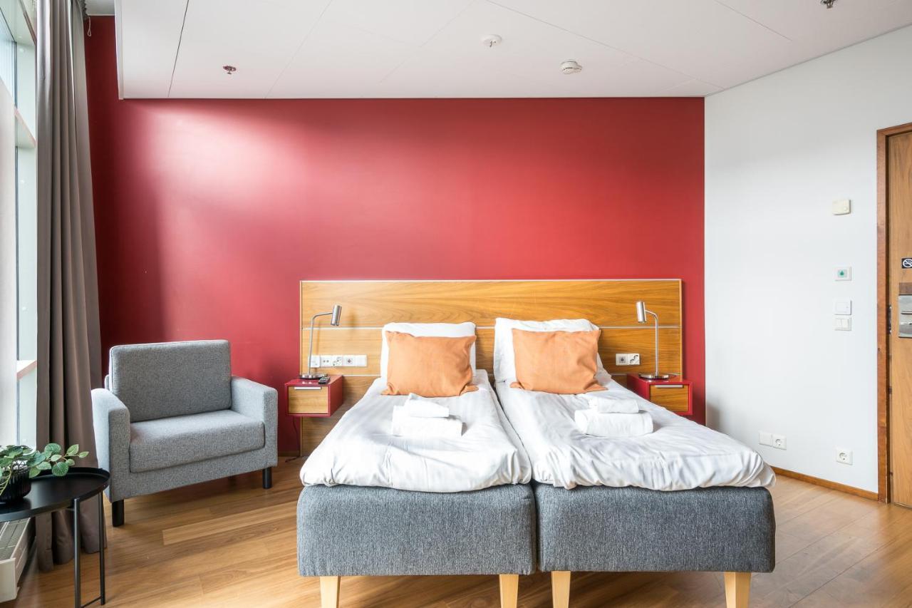 Hiisi Hotel Helsinki Jaetkaesaari Luaran gambar