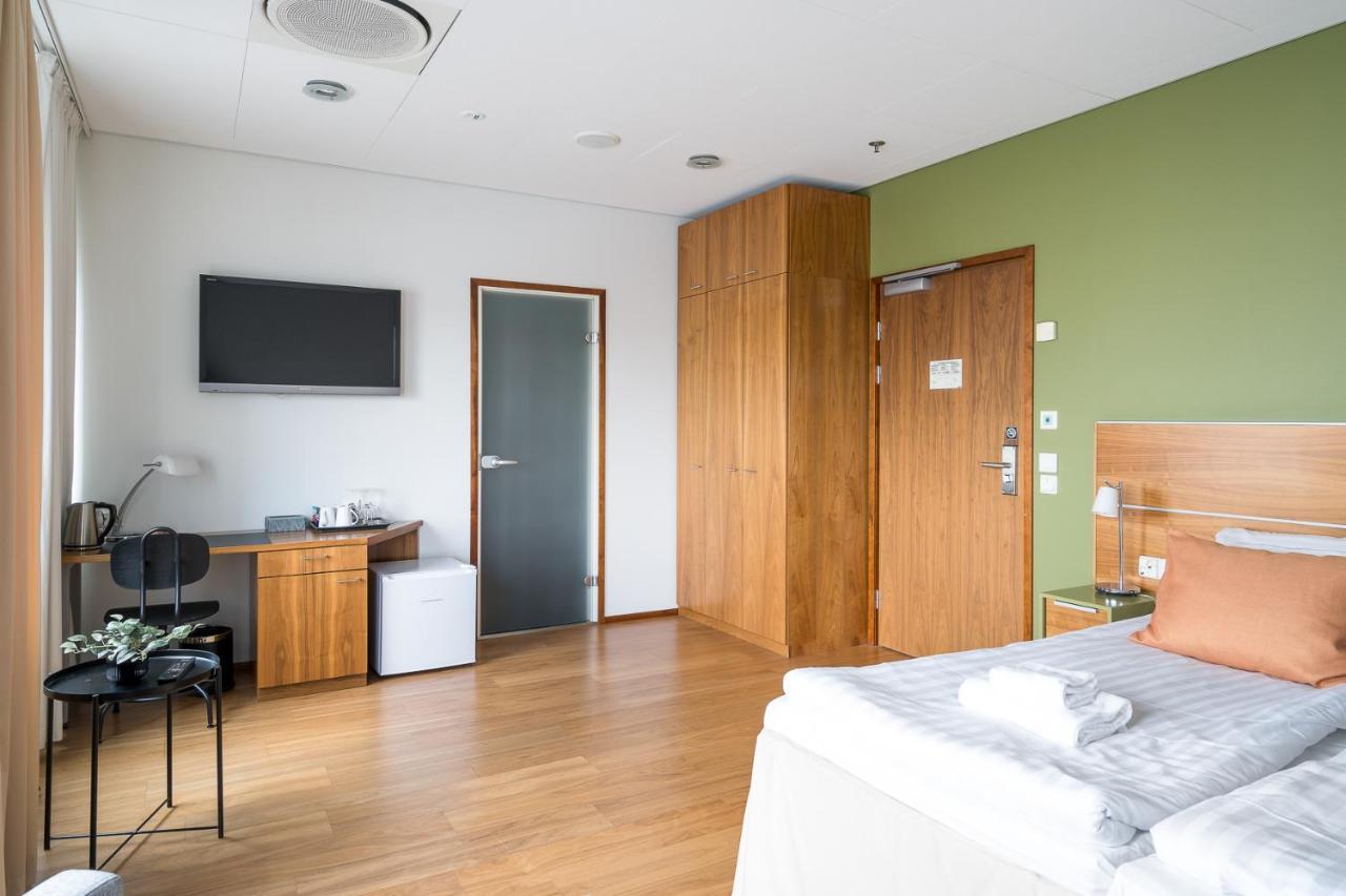 Hiisi Hotel Helsinki Jaetkaesaari Luaran gambar