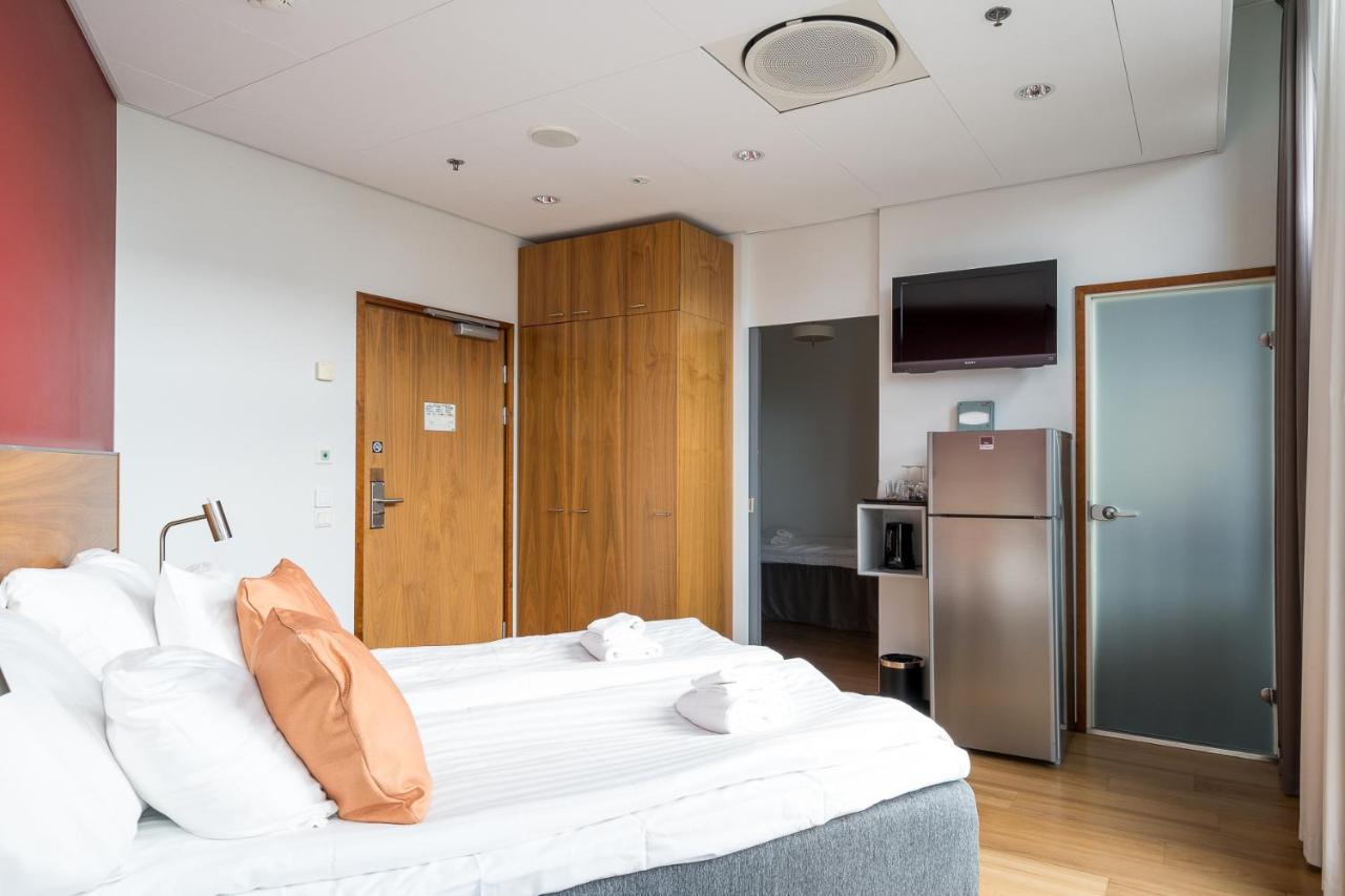 Hiisi Hotel Helsinki Jaetkaesaari Luaran gambar